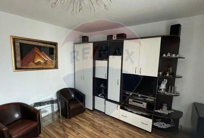 Apartament cu 2 camere de vanzare in zona Decebal-49500... Apartament cu 2 camere de vanzare in zona Decebal-49500... - 1