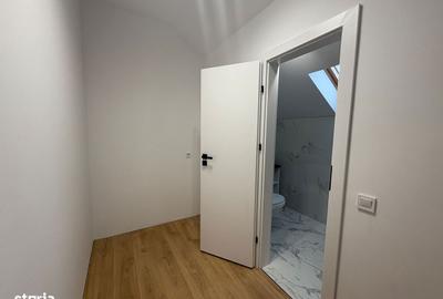 Apartament cu 3 camere în Central - 1