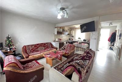 Casa 3 camere 2 bai terasa si curte zona Calea Cisnadiei din Sibiu - 1