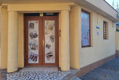 Spațiu comercial, de 70 mp, în Central - 1