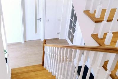 Casă cu 4 camere în Tei - 3