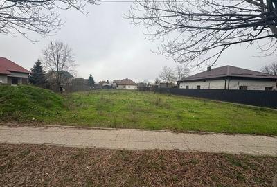 Teren 1.350 mp cu deschidere la DN3 | Vizibilitate maximă - 1