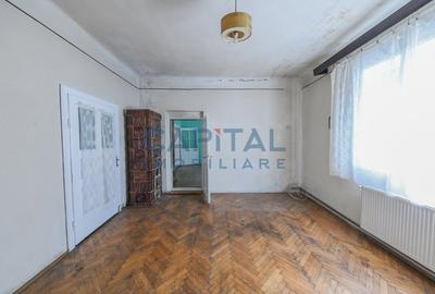 Casa individuala cu garaj in cartierul Gruia - 7