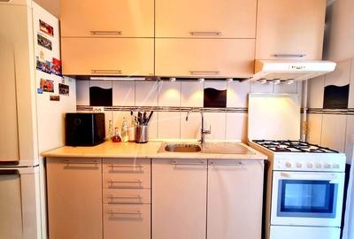 Apartament cu 3 camere semidecomandat, mobilat în Voluntari - 18