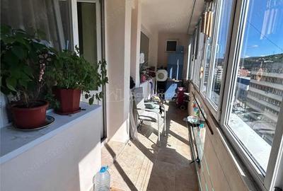 Apartament cu 4 camere semidecomandat în Central - 14