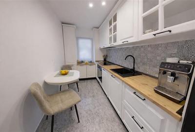 Apartament primitor,elegant finisaje alese,terasa,parcare,Tractorul,Brasov - 2