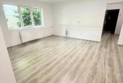 Apartament cu 3 camere semidecomandat în Rogerius - 2