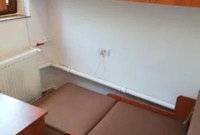 Garsoniera - zona Trocadero - 55.000 euro (Cod E11) - 2