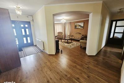 Casă cu 8 camere cu Teren 595 Mp în Târgșoru Vechi - 8