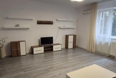 Apartament cu 3 camere decomandat în Sălăjan - 3