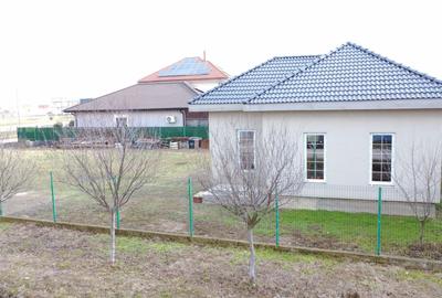 Casă individuală cu 2 camere cu Canalizare în Moșnița Nouă - 2