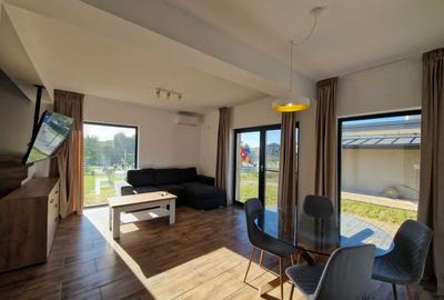 Vila superba situata langa lac si parc | Tunari - 1