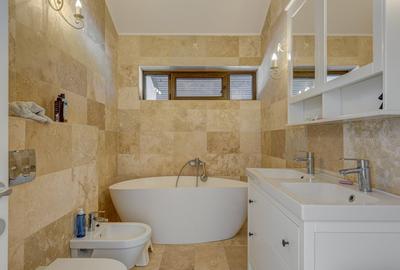 Vila eleganta pe malul lacului| Ponton si piscina| Snagov - 10