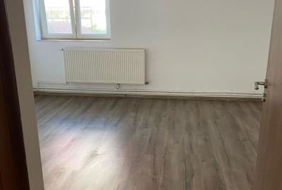 Vanzare Apartament 4 camere+posibilitate spatiu comercial la demisol - Bragadiru Vanzare Apartament 4 camere+posibilitate spatiu comercial la demisol - Bragadiru - 10