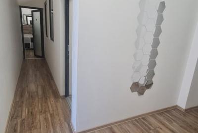 Spațiu comercial, de 133 mp, în Central - 15