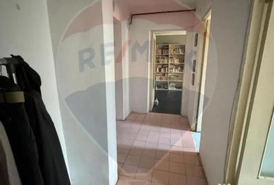 Apartament cu 2 camere decomandat în Central - 1