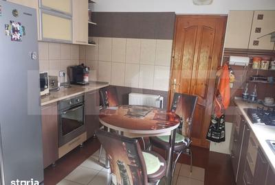 Casă cu 5 camere cu Teren 6700 Mp în Central - 2