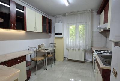 Apartament cu 4 camere decomandat, mobilat în Torontalului - 3