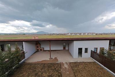 Casă individuală cu 4 camere cu Canalizare în Periferie - 2