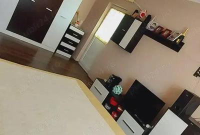 Apartament 3 camere cf.1 dec. etajul 8 cu pod, Cal. Calarasilor - Calarasi 4 - 10