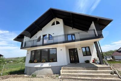 Casa moderna cu elemente traditionale , 306 mp utili , 2500 mp teren , Moara - 3