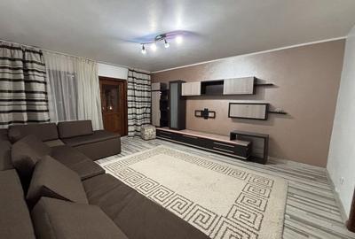 Apartament cu 3 camere decomandat în Central - 1