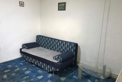 Garsonieră decomandată în Central - 2