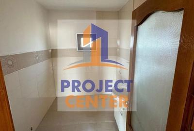 Casă cu 4 camere în Radu Negru - 2