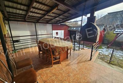 Casă cu 3 camere cu Teren 1378 Mp în Corbeni - 6
