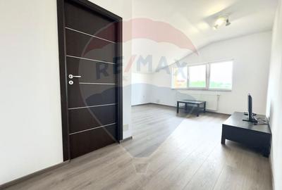 Apartament cu 3 camere decomandat, mobilat în Central - 9