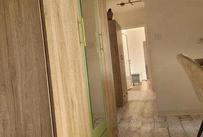 Apartament cu 3 camere decomandat în Dâmbovița - 8