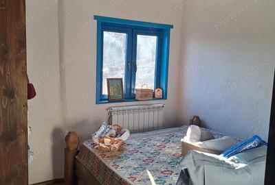 Casă cu 6 camere cu Teren 2377 Mp în Ghioșești - 1
