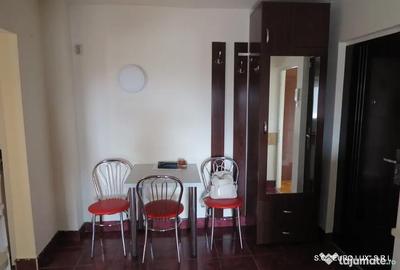 Apartament cu 2 camere decomandat în Central - 1