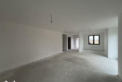 Casă cu 4 camere cu Teren 485 Mp în Vetiș - 14