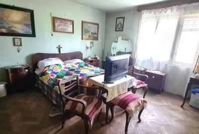 Casă cu 2 camere cu Teren 884 Mp în Pârneava - 8