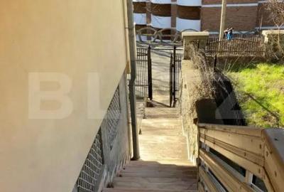 Casă cu 7 camere cu Teren 750 Mp în Central - 11