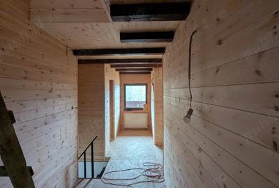 Casă cu Teren 590 Mp în Sud - 1