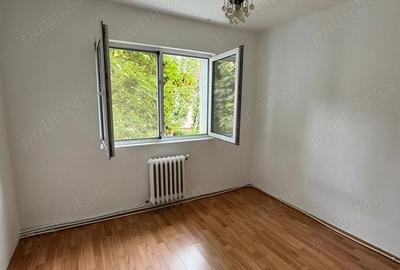 Vand apartament 2 camere, et 1, semidecomandat - 3