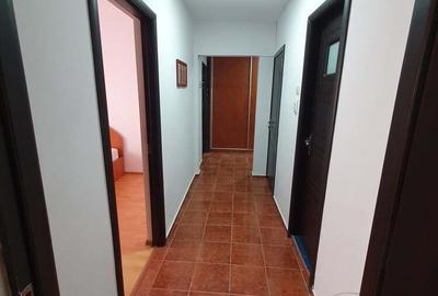 Titan proprietar inchiriez apartament 2 camere decomandate - 3