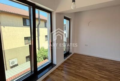 Casă individuală cu 4 camere cu Canalizare în Titan - 11