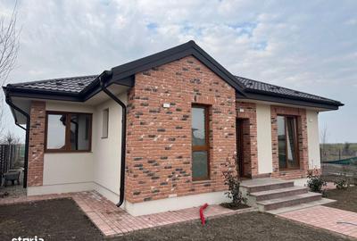 Casă cu 4 camere în Ostratu - 3