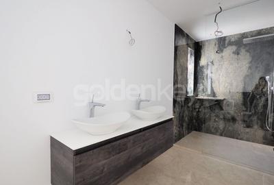 Casă cu 7 camere cu Canalizare în Șoseaua Nordului - 13