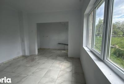 Casă cu 3 camere cu Teren 2200 Mp în Șișești - 14