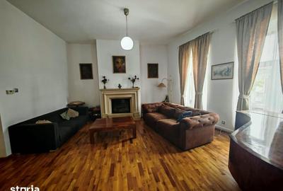 Casă cu 6 camere cu Teren 586 Mp în Central - 4