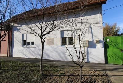 Casă individuală cu 2 camere cu Canalizare în Telegrafului - 1