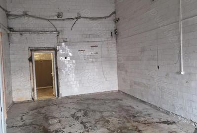 Spațiu comercial, de 140 mp, în 1 Mai - 8