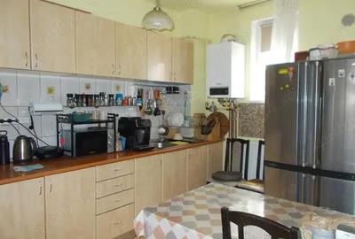 Casă cu 6 camere în Central - 17