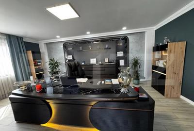 Spațiu comercial, de 75 mp, în Central - 2