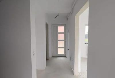 Casă cu 3 camere cu Teren 118 Mp în Florești - 3