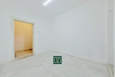 Apartament cu potential cu 2 camere la curte comuna in Centru - 3
